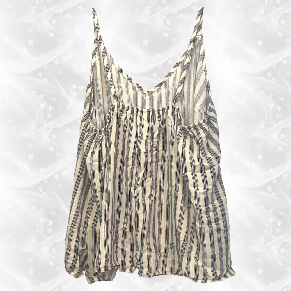 Sleep by CACIQUE Sleep top - Picture 2 of 4